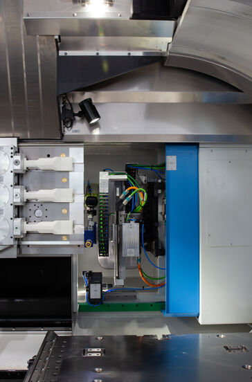 Turbinenscheiben-Räummaschine ausgestattet mit Messeinrichtung zur Qualitätskontrolle